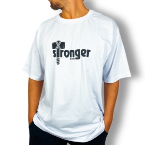 CAMISETA NORMAL BRANCA STRONGER